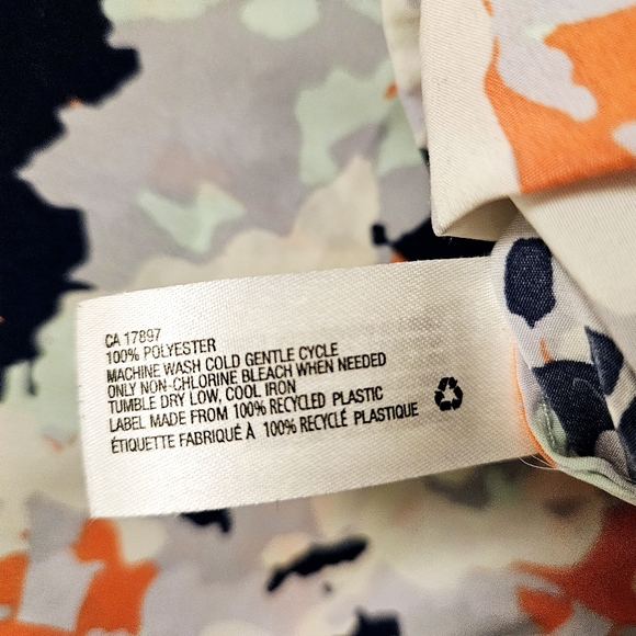 GAP Blouse - Multicolor- Size XS - Picture 3 of 5